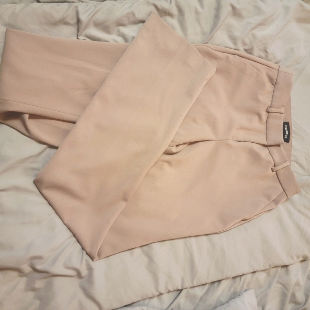 Express Mauve Columnist Barely Boot, Size 2